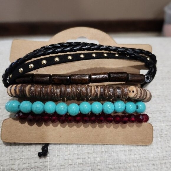 Nwt Womens Multicolor Beaded and Leather Bracelet Set - Picture 1 of 4